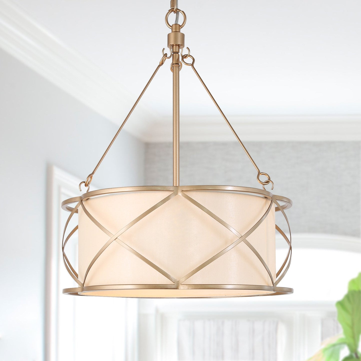 Resplendor 3-Light Small Gold Chandelier