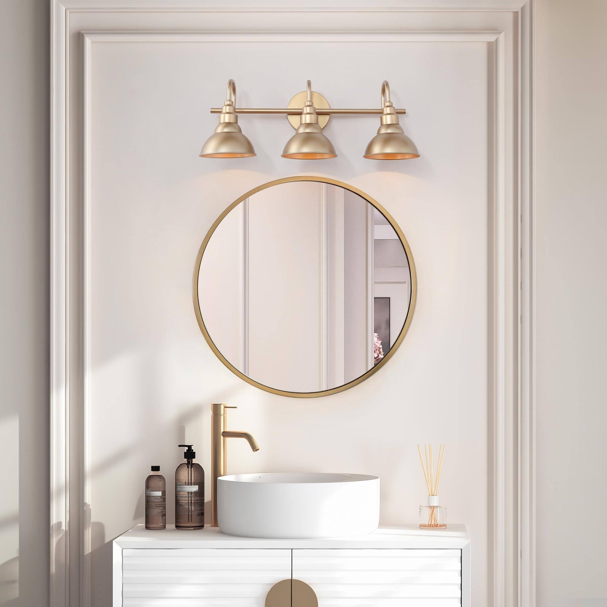 Nidalintus 3-Light Gold Vanity Light