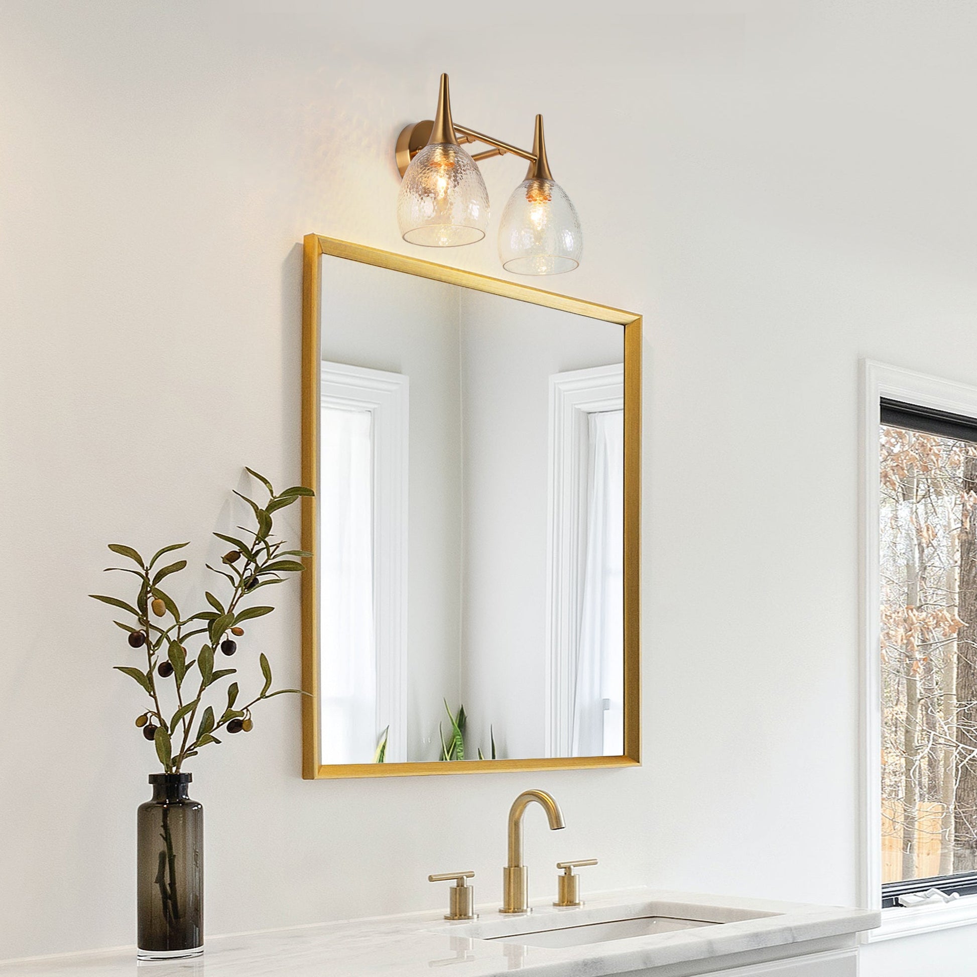 Cymerlarity 1-Light Brass Vanity Light