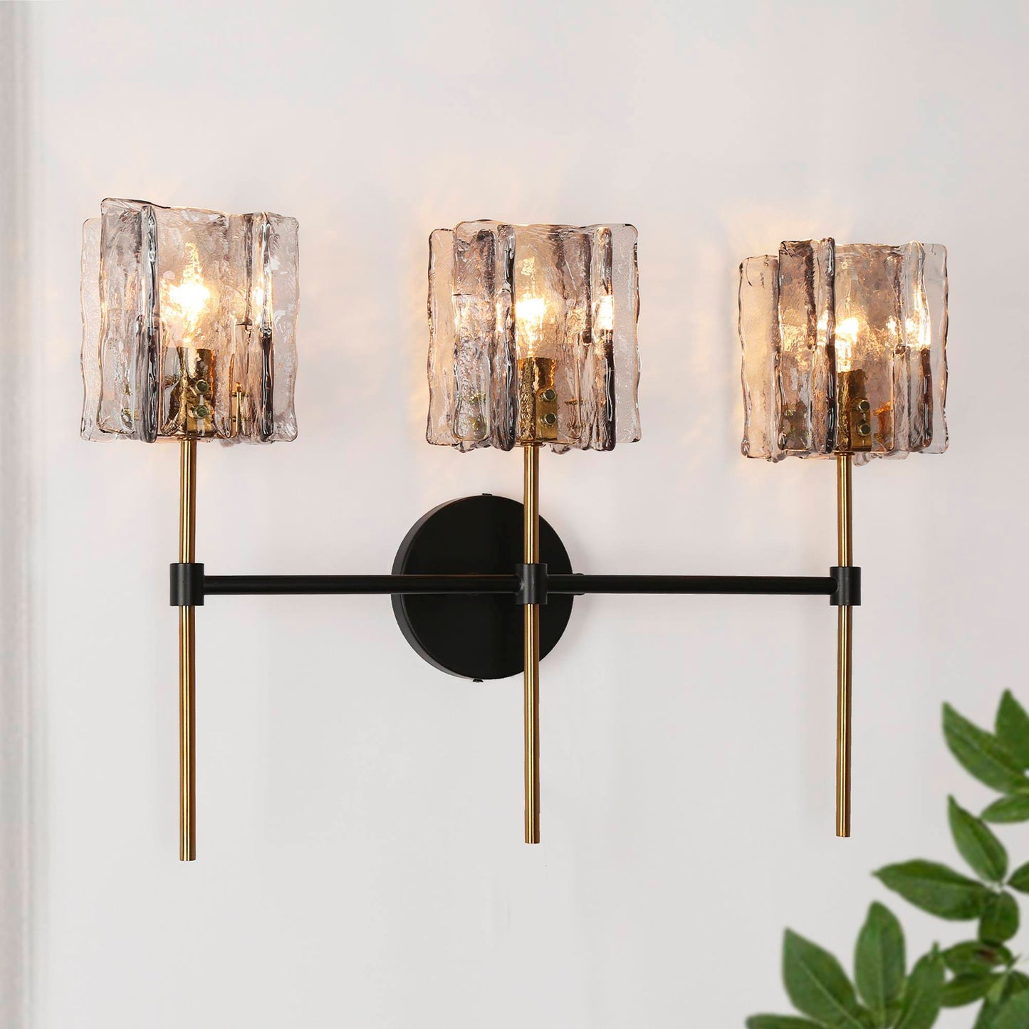 Echonalyri 2-Light Black and Brass Vanity Light